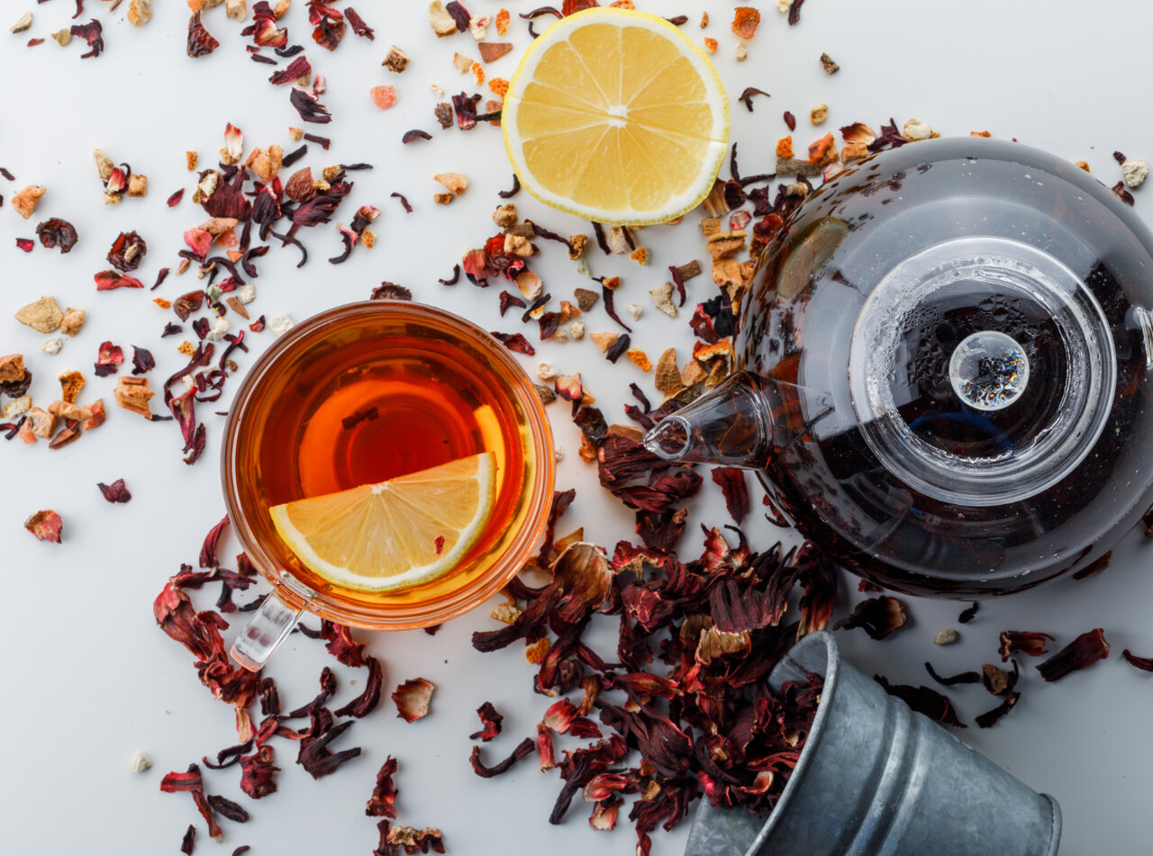 ۵ روش ساده برای تشخیص چای مرغوب و باکیفیت از تقلبی | از شکل ظاهری چای تا رنگ و طعم آن
